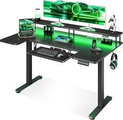 Los mejores accesorios para complementar tu escritorio elevable gaming